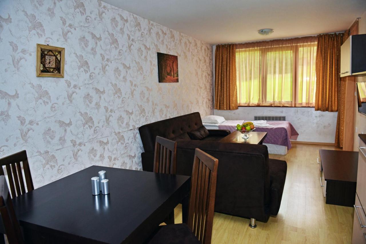 Aparthotel Forest Nook Παμπόροβο Εξωτερικό φωτογραφία