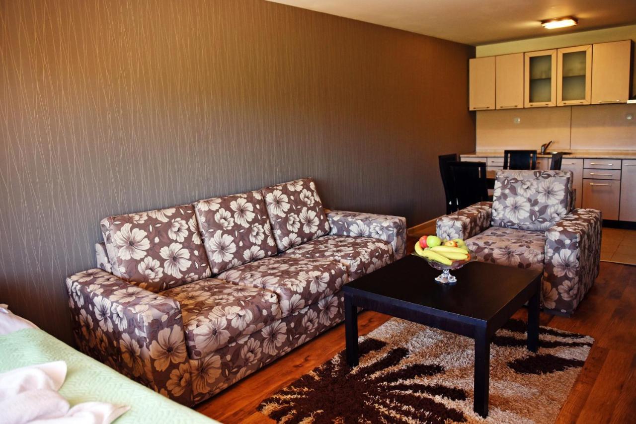 Aparthotel Forest Nook Παμπόροβο Εξωτερικό φωτογραφία