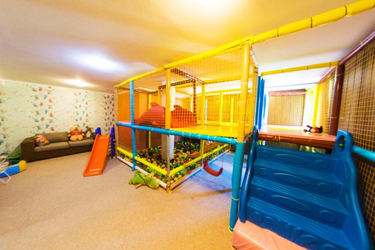 Aparthotel Forest Nook Παμπόροβο Εξωτερικό φωτογραφία