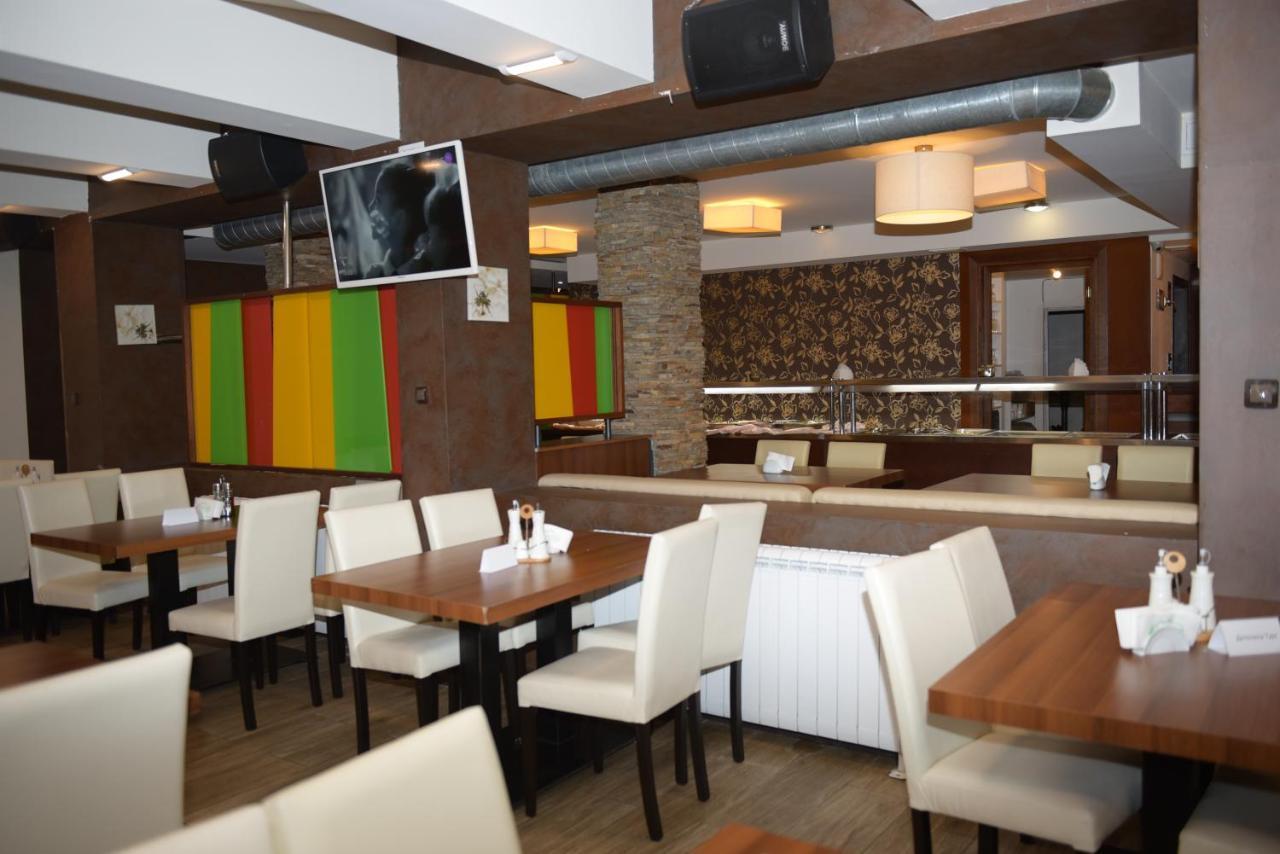 Aparthotel Forest Nook Παμπόροβο Εξωτερικό φωτογραφία