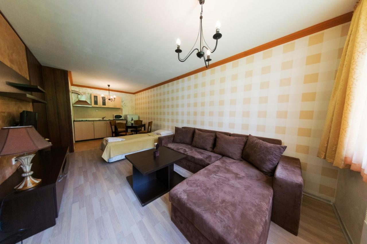 Aparthotel Forest Nook Παμπόροβο Εξωτερικό φωτογραφία